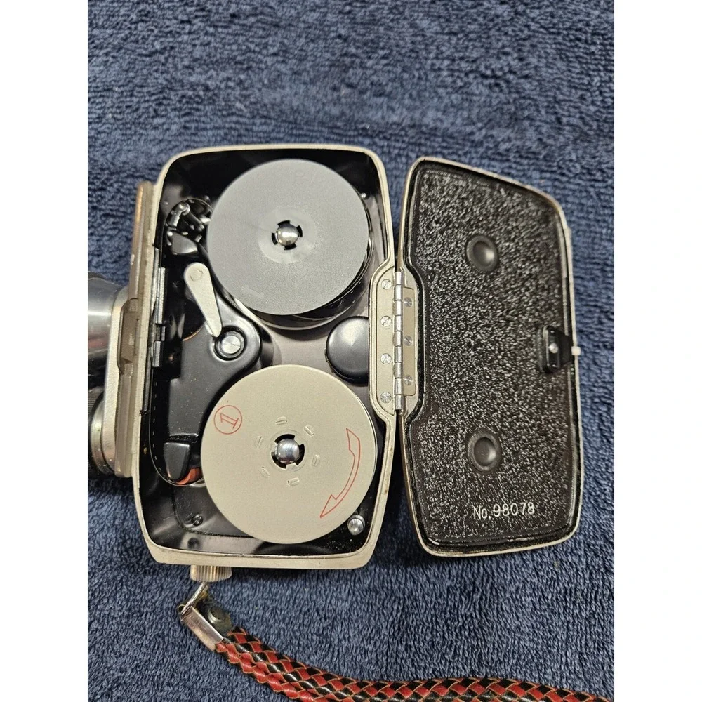 Vintage YASHICA -8 8MM MOVIE‎ CAMERA Made In Japan Not Tested
